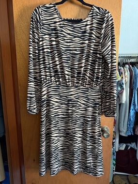 LOFT Beige and Black Zebra-Print Long Sleeve Dress